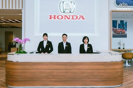 Honda Ôtô Nghệ An - Sông Lam "Tạo dựng văn hoá lấy khách hàng làm trung tâm" và "Omotenashi - Dịch vụ khách hàng phong cách Nhật Bản", tự tin mang lại những sản phẩm và dịch vụ chất lượng cao hướng tới sự hài lòng của khách hàng. ------------- #Honda #HondaNgheAnSongLam Honda Ôtô Nghệ An - Sông Lam…